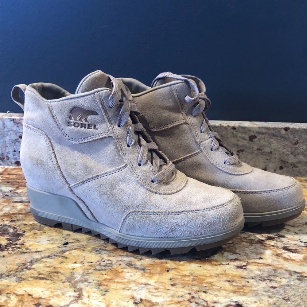 Women’s Evie Ankle Lace Bootie. Perfect condition, hardly worn.